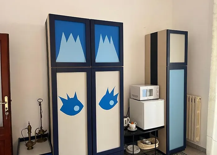 Wave Sea View Gazde/Camere de închiriat Bari